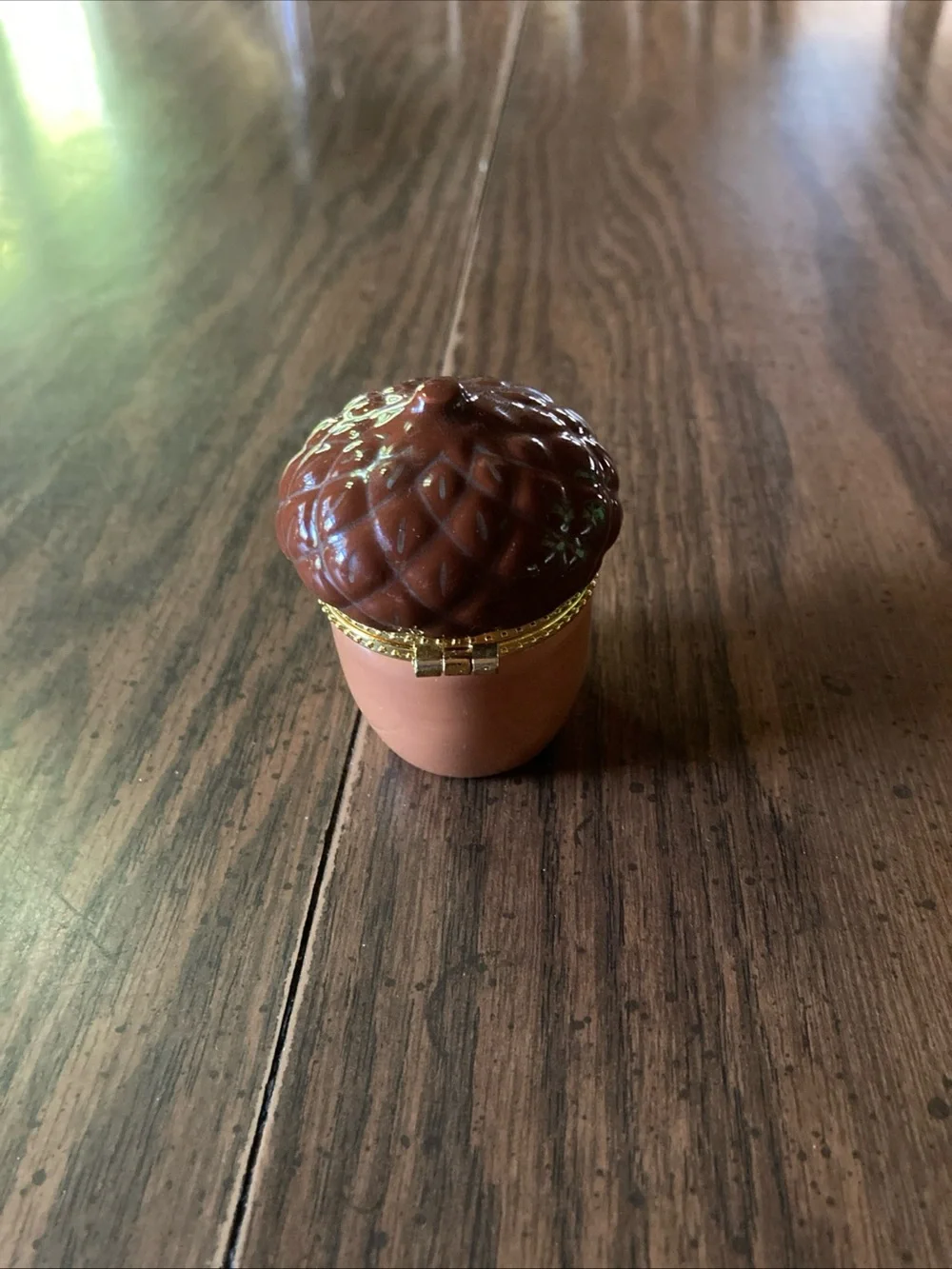 Vtg 90s hallmark mini Acorn Trinket Box with Gold Accent